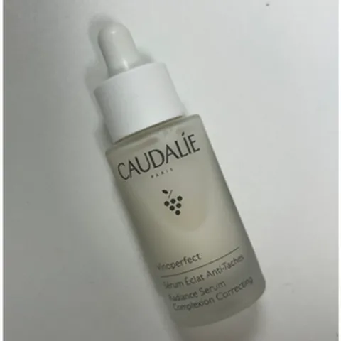 [화이트닝 안티 다크 스팟] 비노퍼펙트 래디언스 세럼 30ml + 세럼 20ml 꼬달리 caudalie 세럼 에센스 미백 피부투명 화이트닝 촉촉함 수분공급 흡수력 포도나무