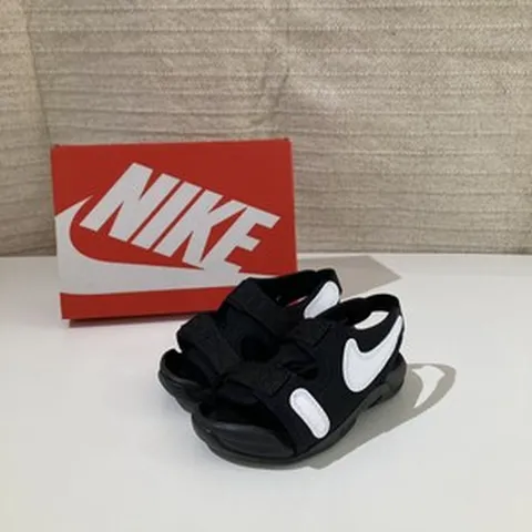 나이키 키즈샌들 선레이 어드저스트