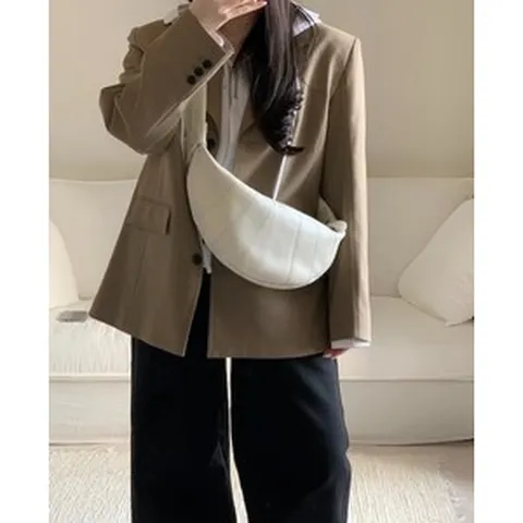 아메르 스몰 소가죽 크로와상 반달 크로스 범백 슬링백 보부상가방 여행가방 7colors