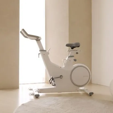 멜킨 스마트 실내자전거 젠틀 마그네틱 스핀바이크 즈위프트 게임 헬스바이크 10kg 방문설치, 스마트 젠틀마그네틱 10kg_스페이스블랙_방문설치