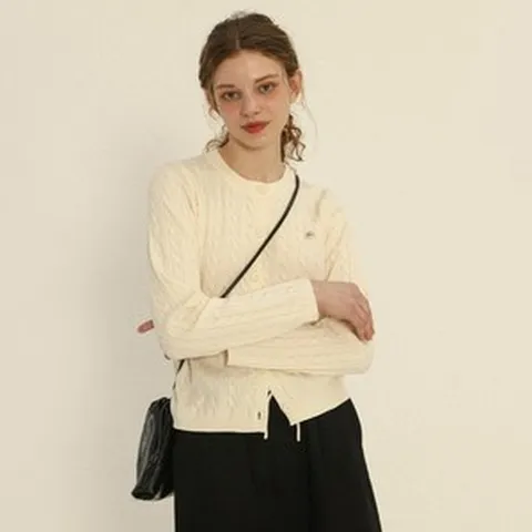 피그먼트 클래식라운드가디건 (택가 39900원)