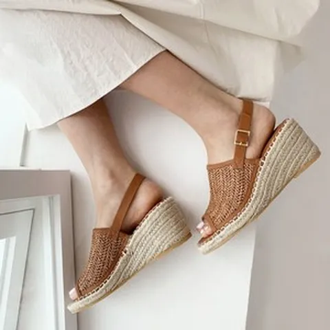 6cm 라탄 웨지힐 발편한 통굽 샌들 2컬러