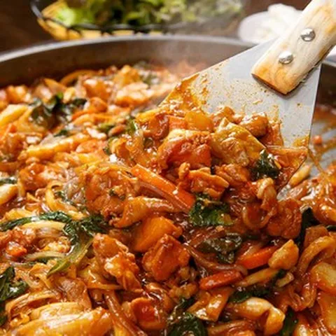 춘천식 흑마늘 수제 닭갈비 신선 국내산 육계 맛있게 매운 양념 닭주물럭/닭불고기 1kg, 1개