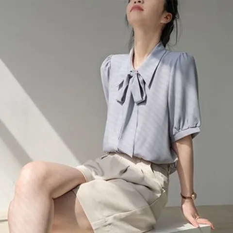 여성 얇은 블라우스 셔츠 JACOOBS 스모크 블루 쉬폰 리본 반팔 여름 전문