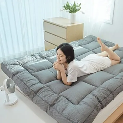 공간 시어서커토퍼 10cm 사계절 매트리스 쿨토퍼 2colors(SS/Q), 아이스그레이