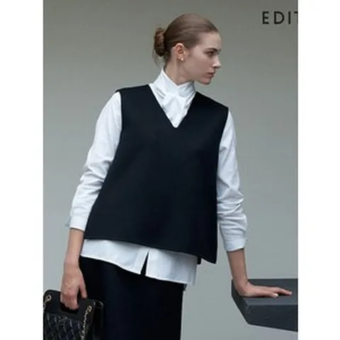 [24FW신상]에디티드 울 블렌딩 핸드메이드 베스트