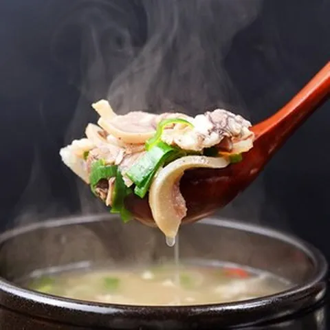 전라도청년 국내산 소머리고기로 정성들여 끓인 소머리국밥, 600g, 4개