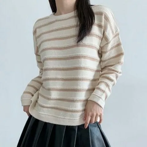 여자 메탈릭 라운드넥 엠보싱 가을 스트라이프 니트