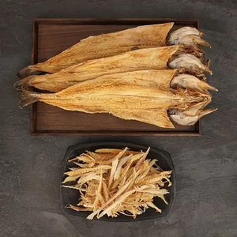 [124 오전8시 결제건까지 명절전배송] [속초시수협] 황태 선물세트 2호(황태포 3미+황태채 100g*2팩)