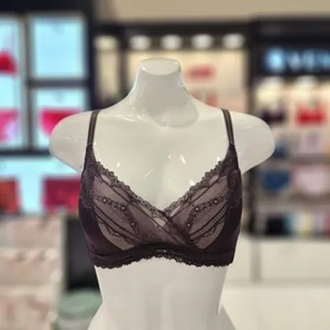 이하늬 메인광고 선물하기좋은 편한 브라A-F컵 VBR0950 DB 백화점 아울렛 (4293886)