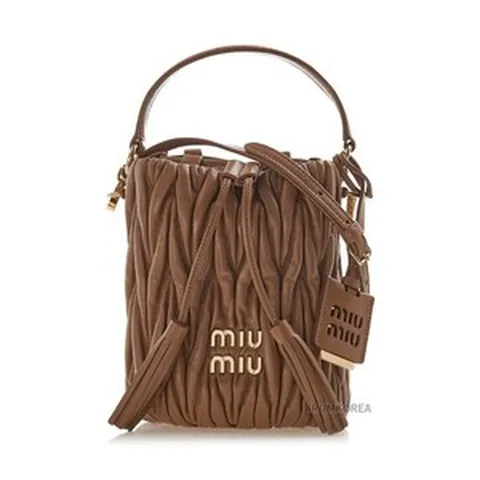 [라벨루쏘] [미우미우] 여성 마테라쎄 버킷백 5BE085 N88 F098L (OOO)