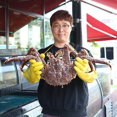 러시아 활 킹크랩 1마리 레드 블루 브라운 하나사키 시세 택배, 1개, 활 레드킹크랩 2.5kg (러시아산)