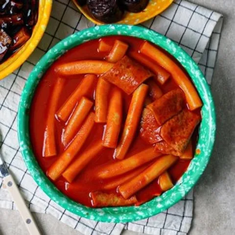 미미의 밥상 원조 옛날 떡볶이 밀키트 밀떡/쌀떡 맛별 골라담기(2인분), 옛날 밀떡 떡볶이 밀키트 2인분 오리지널, 1개, 680g