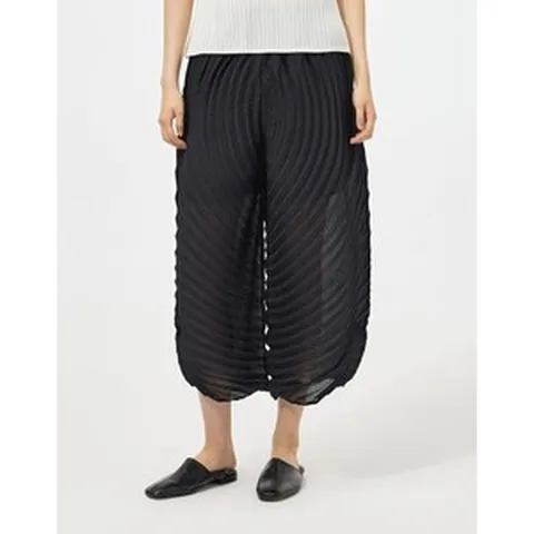 [플리츠미] 커브 플리츠 리플 7부 팬츠_PPPTM024012