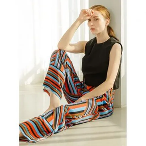 라페어 지오메트릭 코랄 9부 인견 팬츠 LWPGC337-RE 194770