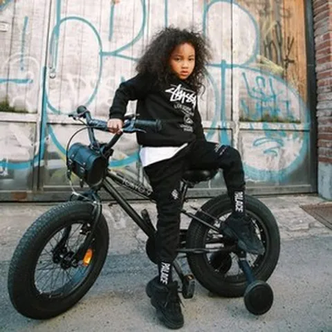 랭글러 블랙18 도쿄나인 어린이자전거 6세 7세 8세 보조바퀴까지 완벽무료조립, 보조가방 구매여부:블랙