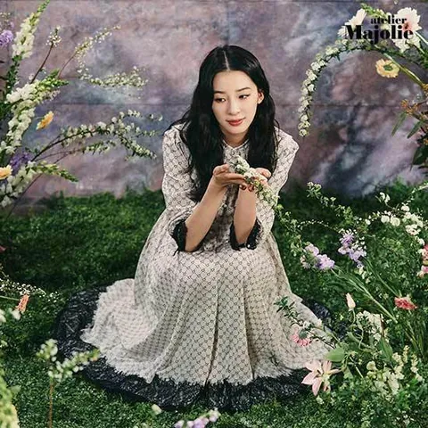 아뜰리에마졸리 아무르 레이스 원피스 [런칭 가격 109,900원]