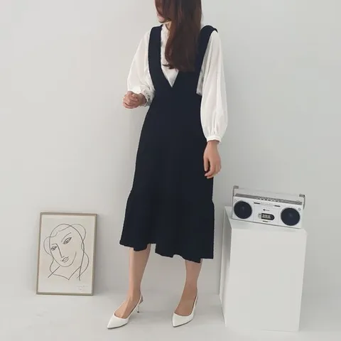 [엠지] 플리츠 니트 검정 미시 66 77 88 봄 가을 어깨끈 30대 40