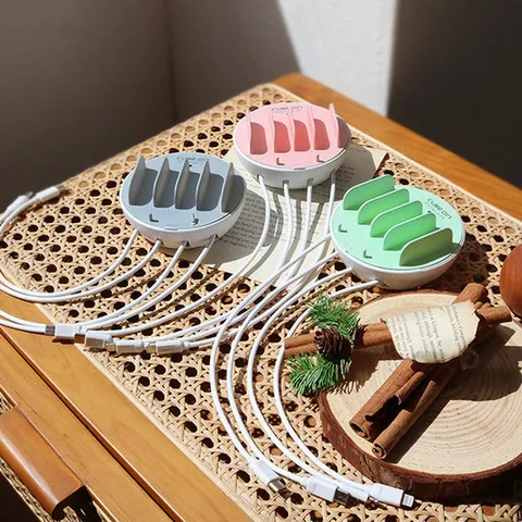 큐브온 4포트 초고속 멀티 충전기 JI-700