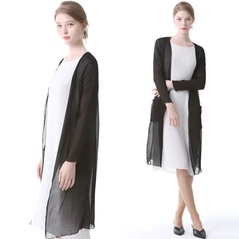 르오트 플리츠 블랙 롱가디건