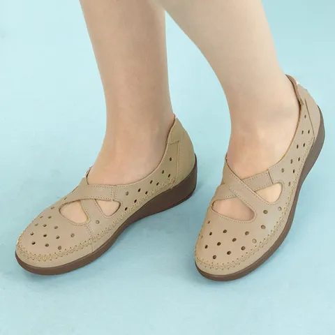 [디얼마미]엑스 펀칭 단화 /미시 중년 여성 50대 엄마신발