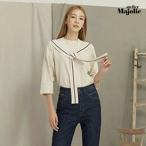 아뜰리에마졸리 에샤프 니트숄 & 티블라우스 3종 [런칭 가격 99,900원]