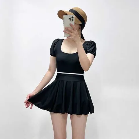 미즈큐즈 / 퍼프소매 라운딩 스퀘어넥 배색 포인트 모노키니 치마