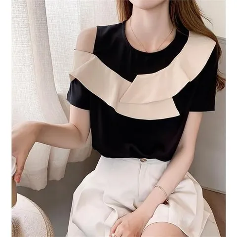 [무슈봉]사선 프릴 언발란스 오프숄더 블라우스 (8898348)