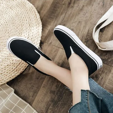 여름슬립온 남자 여자 커플 단화 스니커즈 발편한 기본 슬립온