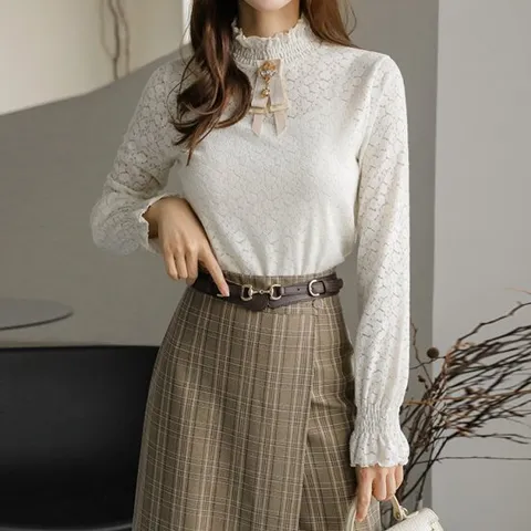 [루이스엔젤] 스모크 프릴 반목 폴라 레이스 블라우스 티셔츠