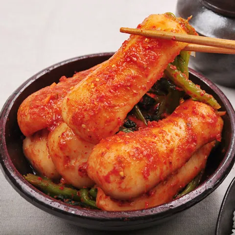 [25년전통 이씨네김치] 국내산 총각김치 2kg