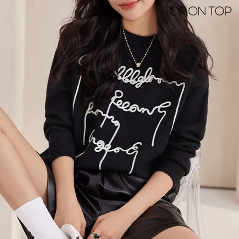 [탑온탑] 피올레 레터링니트 TP2238203