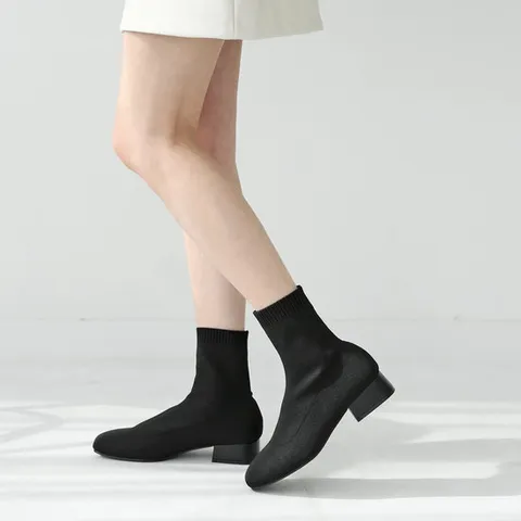 비비오 발편한 여성 빅사이즈 스퀘어 니트 스판 삭스 앵클부츠
