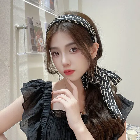 오세딘 새틴 가벼운 제니 머리띠 도톰 볼륨 헤어밴드