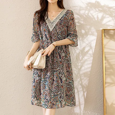 [유니제이] 루쏘 에스닉 패턴 미디 원피스