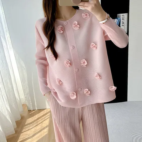 [플리츠무드] [PLEATS] 큐에나 플리츠 버튼 블라우스