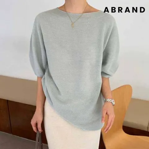 [에이브랜드] 홀가먼트 린넨 튤립 라운드넥 니트