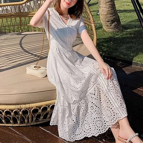 [페리엠]여름 브이넥 퍼프 펀칭 롱 반팔 셀레스펀칭원피스