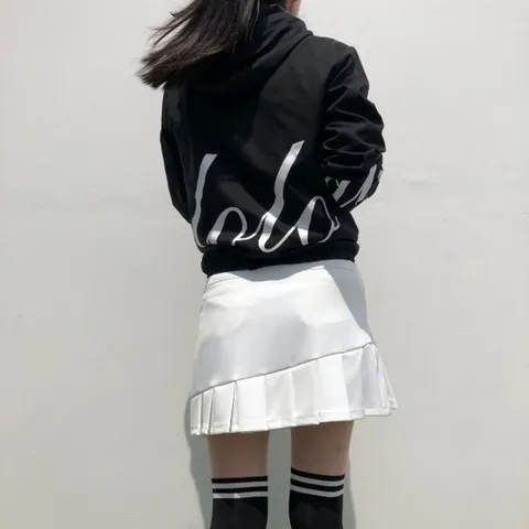 [로로얼로이]여성골프점퍼 바람막이 간절기 아트레터링 후드 골