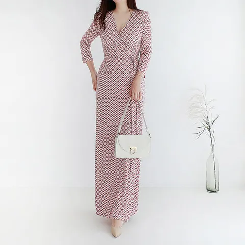 [랩드레스] 샤벳 사각패턴 브이넥 H라인 맥시랩원피스(2color)