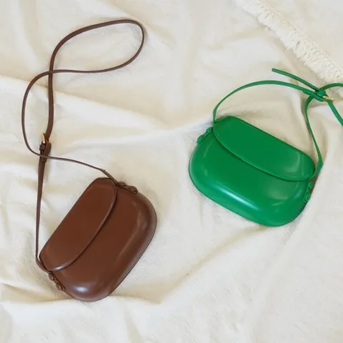 반달 미니 크로스백 [가벼운 여성 데일리 핸드폰 가방 숄더백]