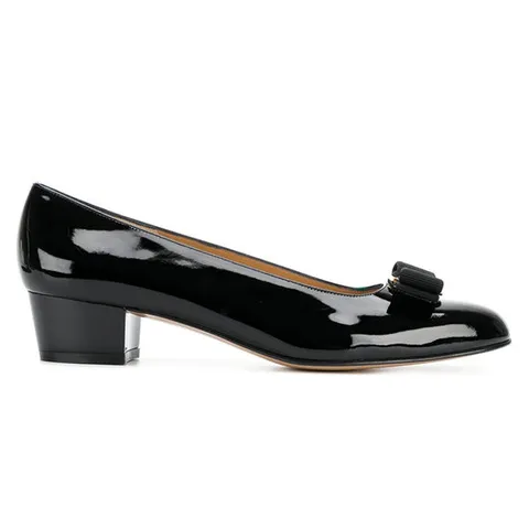 페라가모 바라 블랙 펌프스 591963 216 유광 구두