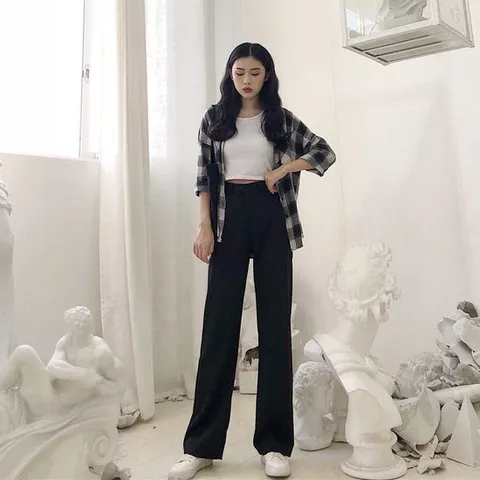 여성 베이직 느낌 디자인 스트레이트 핏 슬랙스 바지