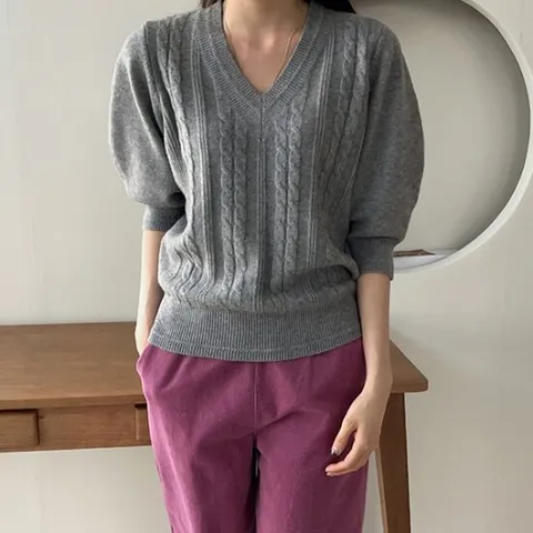 [어반프랑] 플로  꽈배기 브이넥 7부소매 니트