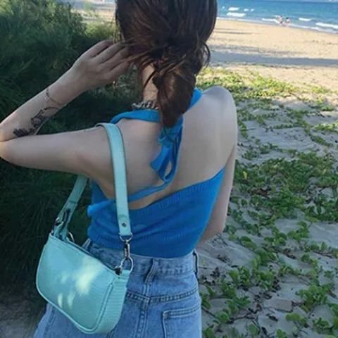 여자 오프 숄더 니트 크롭 홀터넥 나시 스타일 패션