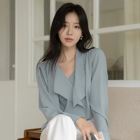 오드 BLO348 로맨틱 무드 러플 타이넥 블라우스