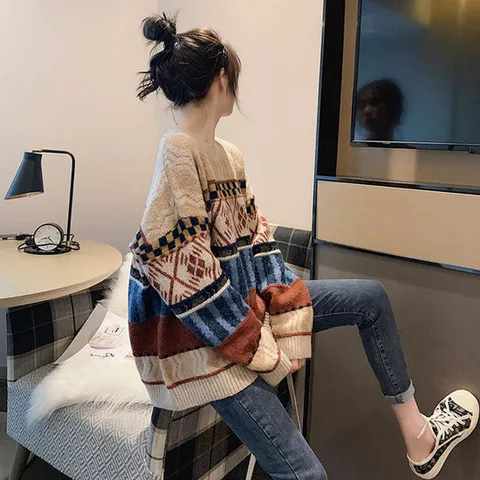 [이쁘다] 엑시 패턴 라운드 니트