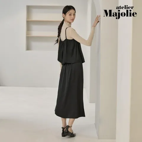 아뜰리에마졸리 실키 새틴 스커트 1종 [런칭 가격 69,900원]