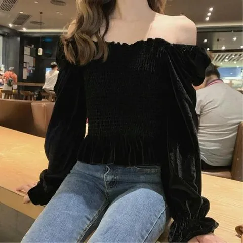 [모드제니] 스퀘어넥 벨벳 블라우스 연말룩