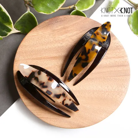 [KNOTXKNOT] 셀룰로오스 올림머리를 위한 곡선형 집게핀